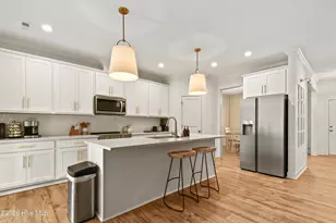 506 Saltworks Ln, Sneads Ferry, NC 28460 - Photo 5