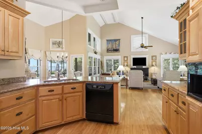 142 Oakleaf Drive, Pine Knoll Shores, NC 28512 - Photo 15