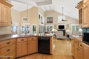 142 Oakleaf Dr, Pine Knoll Shores, NC 28512 - Photo 15