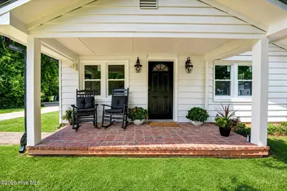 614 W Thurman Road, New Bern, NC 28562 - Photo 1