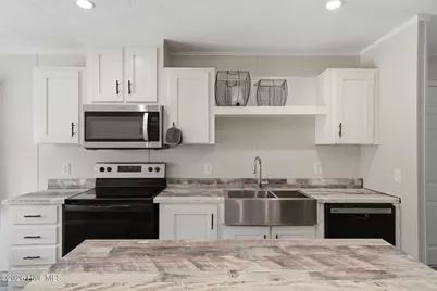 1610 Stanbury Road SW, Supply, NC 28462 - Photo 11