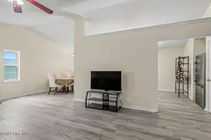 109 Ellen Ct, Jacksonville, NC 28540 - Photo 7