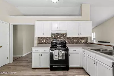 109 Ellen Court, Jacksonville, NC 28540 - Photo 13