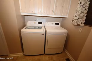 2306 Ocean Dr, Emerald Isle, NC 28594 - Photo 25