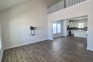 301 Harvest Mdw Xing, Jacksonville, NC 28546 - Photo 5