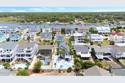 153 Brunswick Avenue W, Holden Beach, NC 28462 - Photo 25