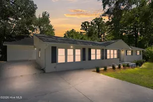 409 Sharon Dr, Wilmington, NC 28409 - Photo 1