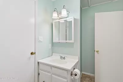 704 Meadow Court, Morehead City, NC 28557 - Photo 25