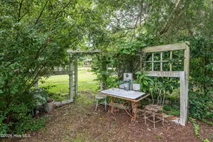 1902 Wilson St, New Bern, NC 28560 - Photo 37
