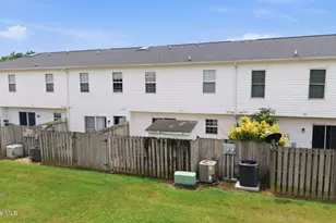 3943 Sterling Pointe Dr, Winterville, NC 28590 - Photo 7