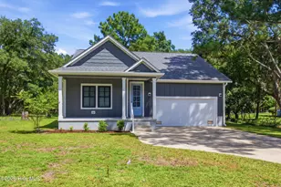 1207 Barkentine Dr, New Bern, NC 28560 - Photo 1