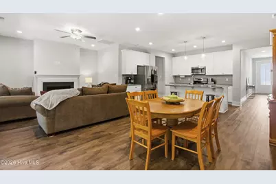 1207 Barkentine Drive, New Bern, NC 28560 - Photo 5