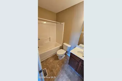 110 Cornerstone Place, Jacksonville, NC 28546 - Photo 5