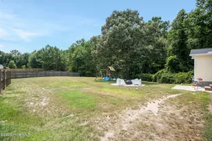 102 Appleton Ln, Richlands, NC 28574 - Photo 25