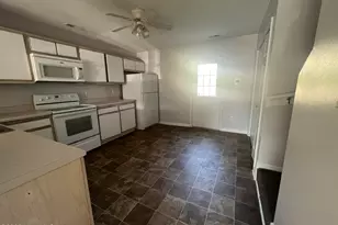 411 Timberlake Trail, Jacksonville, NC 28546 - Photo 5