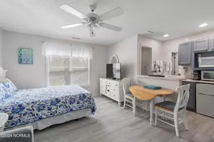 3350 Club Villas Dr, Southport, NC 28461 - Photo 5