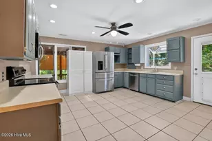 300 Nottingham Rd, Jacksonville, NC 28546 - Photo 9