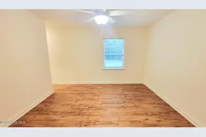408 Pine Hills Drive, Wilmington, NC 28403 - Photo 9