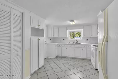 170 Loop Road, Burgaw, NC 28425 - Photo 17