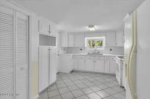 170 Loop Rd, Burgaw, NC 28425 - Photo 17