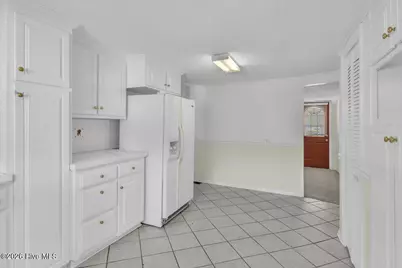 170 Loop Road, Burgaw, NC 28425 - Photo 21