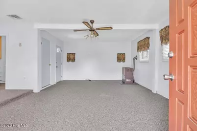 170 Loop Road, Burgaw, NC 28425 - Photo 11