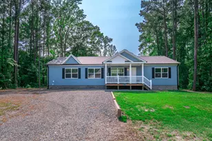 137 Bayside Dr, Sneads Ferry, NC 28460 - Photo 1