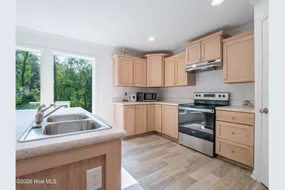 137 Bayside Drive, Sneads Ferry, NC 28460 - Photo 17