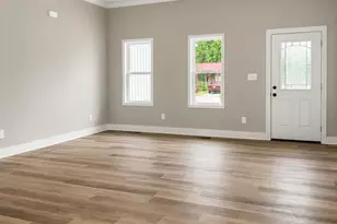 422 Liberty St, Thomson, GA 30824 - Photo 3