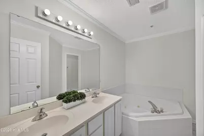 1402 Willoughby Park Court #Unit 2, Wilmington, NC 28412 - Photo 15