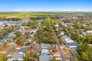 125 NW 15th St, Oak Island, NC 28465 - Photo 39