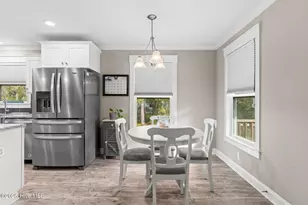 125 NW 15th St, Oak Island, NC 28465 - Photo 17