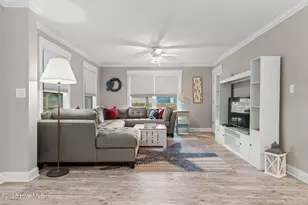125 NW 15th St, Oak Island, NC 28465 - Photo 9