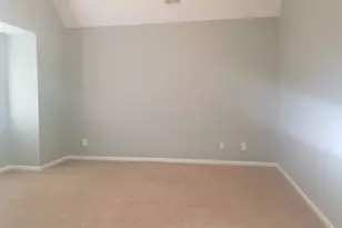 411 Cyrus Thompson Dr, Jacksonville, NC 28546 - Photo 5
