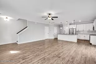 1171 N Caswell Ave, Southport, NC 28461 - Photo 5