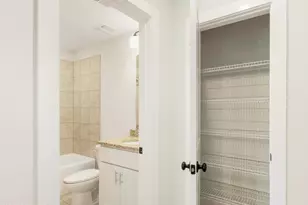 1171 N Caswell Ave, Southport, NC 28461 - Photo 21