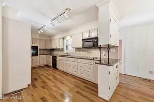 3284 N Walnut St, Farmville, NC 27828 - Photo 37