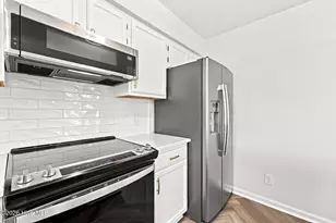 3006 Mulberry Ln, Greenville, NC 27858 - Photo 17