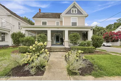 813 W Main Street, Elizabeth City, NC 27909 - Photo 1