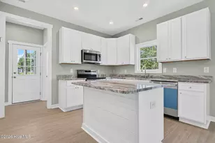 48 S Fayetteville Rd, Southport, NC 28461 - Photo 9