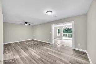503 Rollingwood Dr, Brogden, NC 28333 - Photo 5
