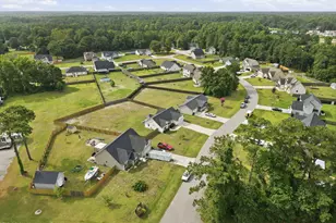 203 Peaceful Ln, Hubert, NC 28539 - Photo 9
