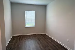 3620 Corinth Dr, Greenville, NC 27834 - Photo 7