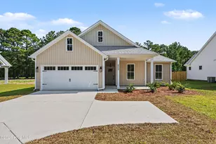 423 Morris Landing Rd, Holly Ridge, NC 28445 - Photo 1