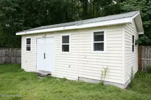 27 East Dr, Jacksonville, NC 28546 - Photo 25