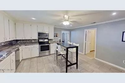 27 East Drive, Jacksonville, NC 28546 - Photo 9
