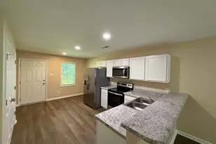 201 Fire Tower Rd, Richlands, NC 28574 - Photo 3