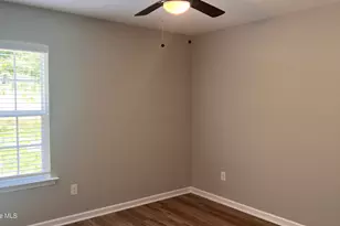 633 Clary St, Thomson, GA 30824 - Photo 5