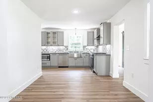 1710 N Poplar St, Aberdeen, NC 28315 - Photo 7