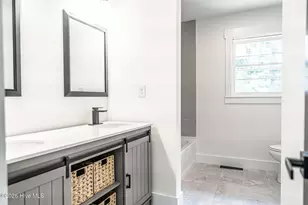 1710 N Poplar St, Aberdeen, NC 28315 - Photo 17